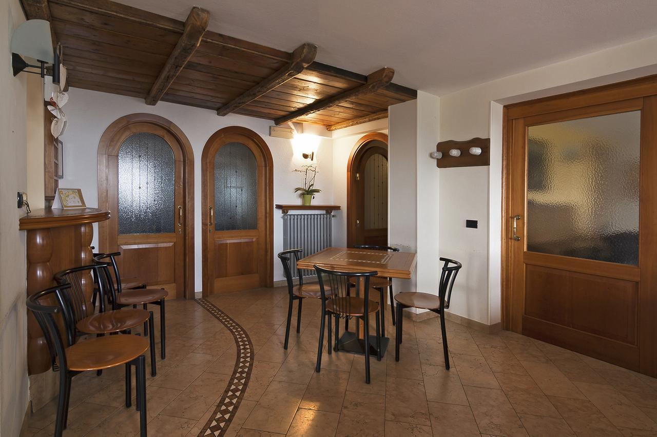 Albergo Ristorante Leso Bosco Chiesanuova Luaran gambar